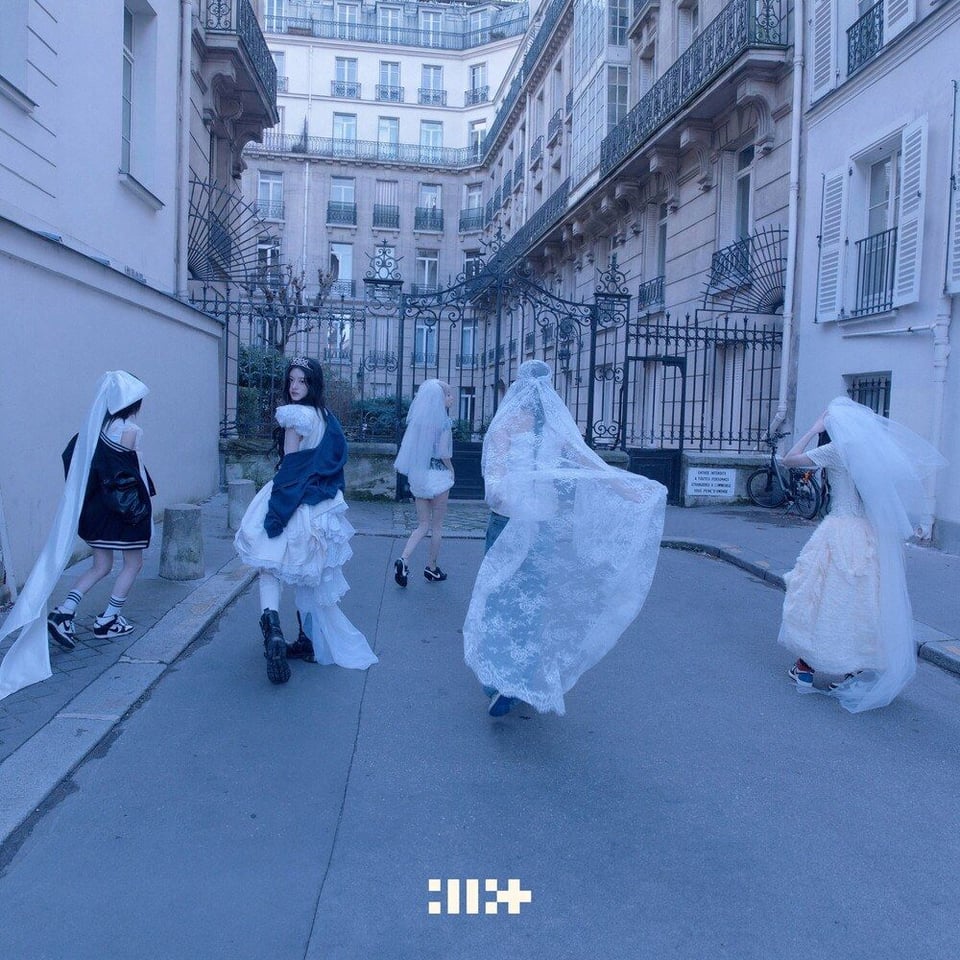 ILLIT - MAMIHLAPINATAPAI (الألبوم المصغر الرابع)