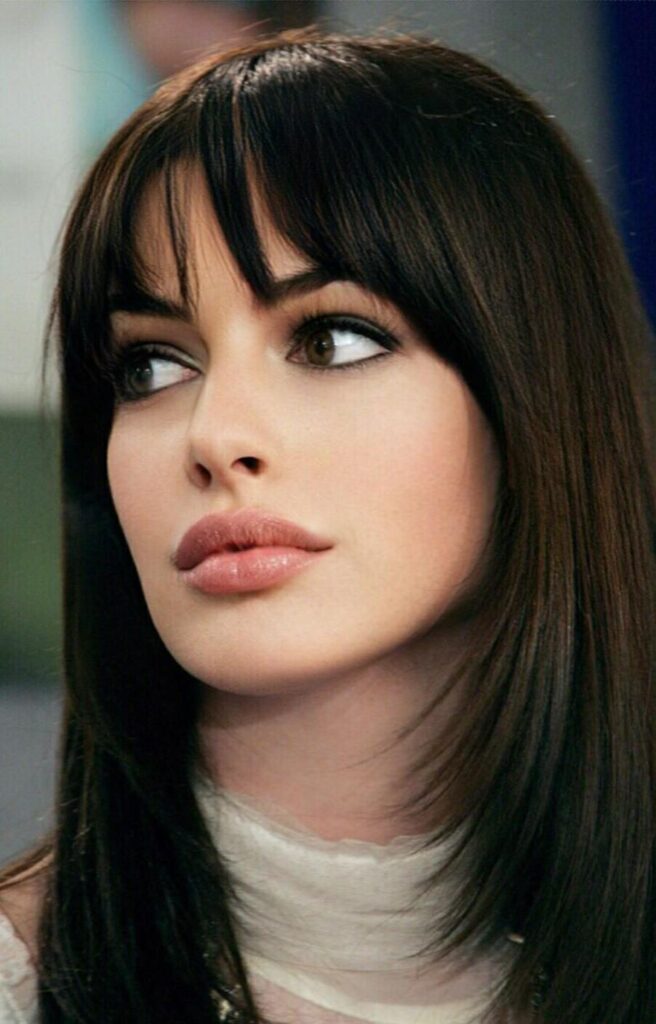 Anne Hathaway Anne Hathaway