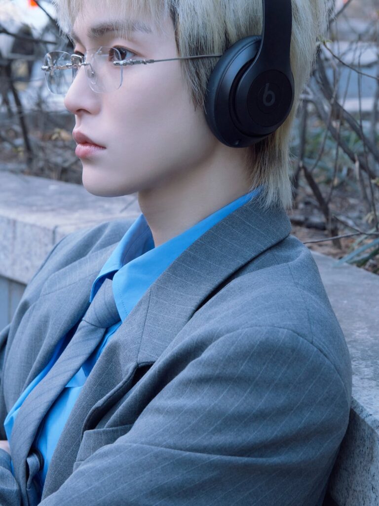 XngHan&Xoul - الألبوم المصغر الأول: Glow (الصورة المفاهيمية - Finding Xoul)