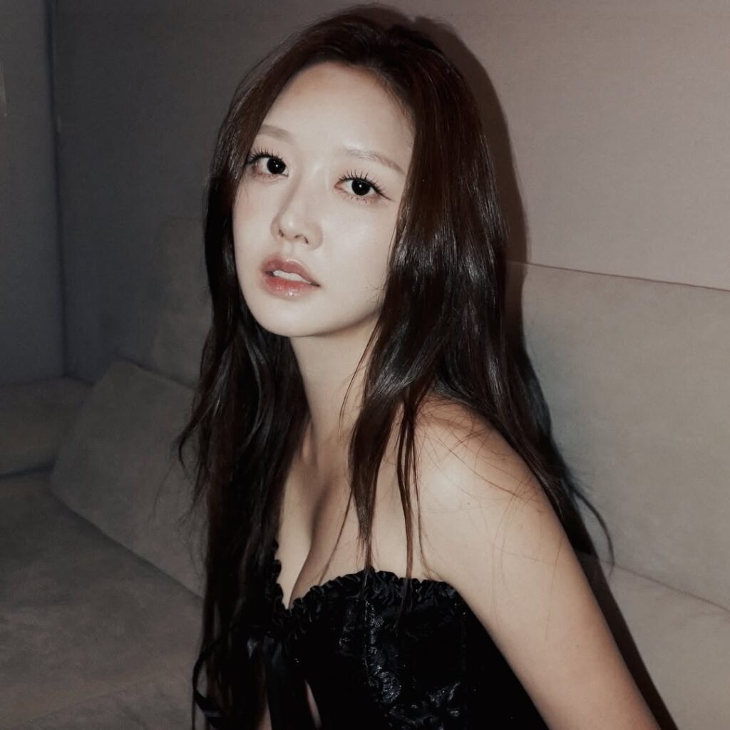 MiMi (CATtRIEVER) - Single: Pop Pink Apple (الصورة المفاهيمية 1)