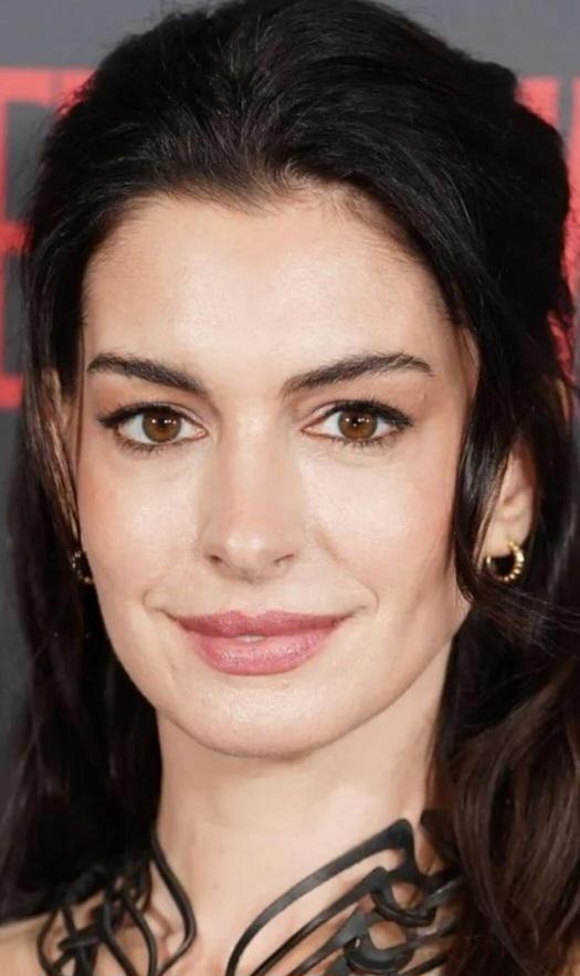 Anne Hathaway