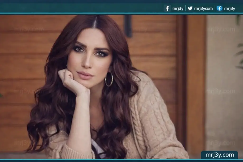 نسرين طافش تخطف الأنظار بإطلالة جريئة وتترقب عرض «استراحة محارب»