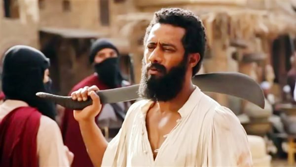 محمد رمضان في فيلم "أسد"حصد أرقام جيدة تراجعت نسبيا في أيام العيد (مواقع التواصل الإجتماعي) 