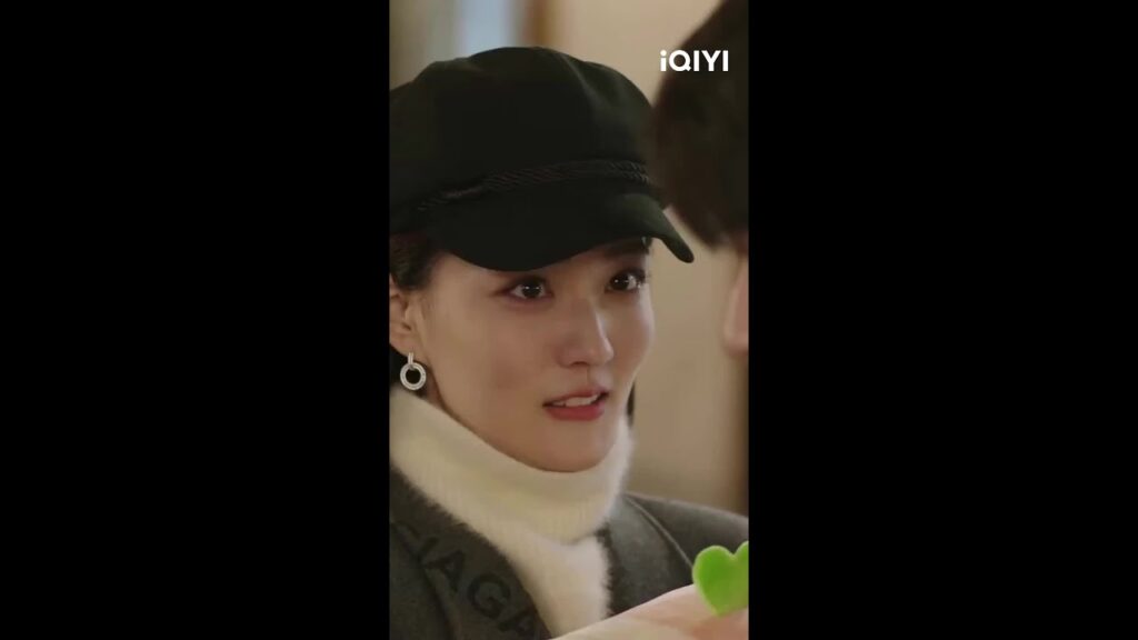 😳💋 أشعر بالخجل… لكنني أريد تقبيلك#lovescenery #cdrama #iqiyi #xulu #linyi #mustwatch #徐璐 #林一