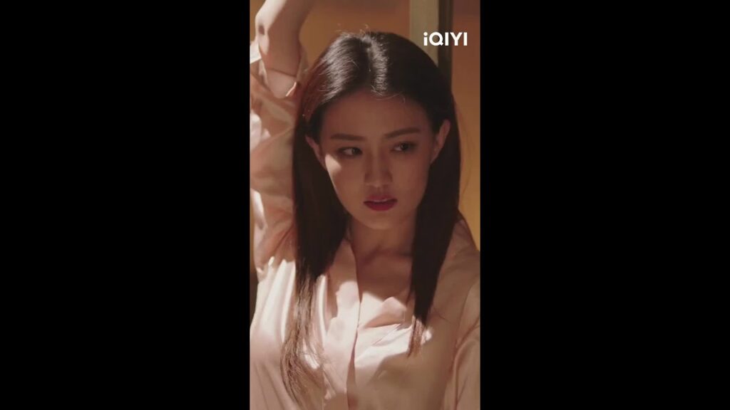 🌸🙈 لا أعرف كيف أتصرّف الآن #lovescenery #cdrama #iqiyi #xulu #linyi #mustwatch #徐璐 #林一