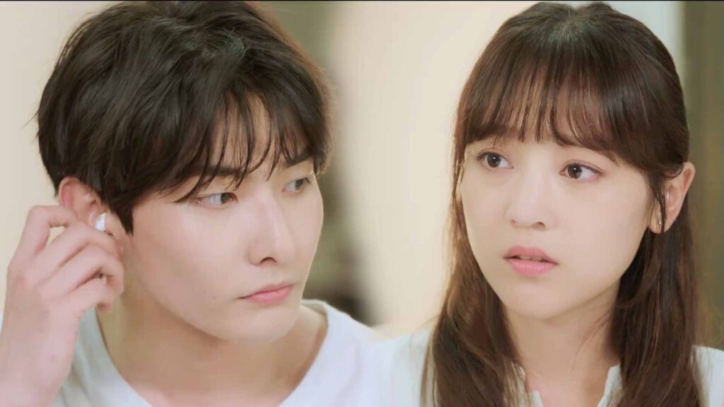 يغضب منها لانها تتواصل مع اصدقائها الشباب ( الوقوع في الحب | Fall in Love ) YOUKU