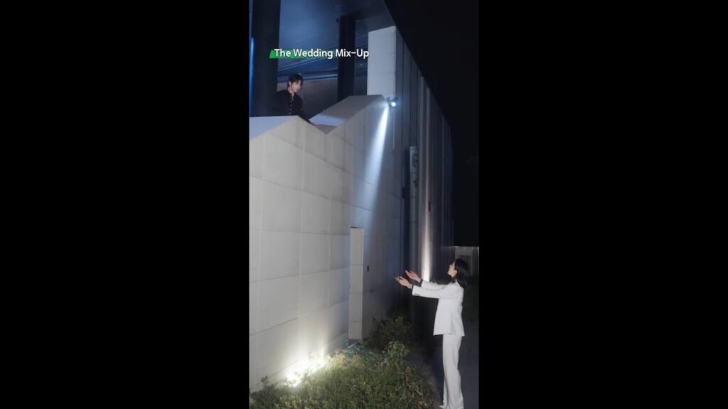 😂✨ هذا الموقف مضحكٌ جدًا هههه  #verticaldrama #shortdrama #mustwatch#MicroDrama #cdrama