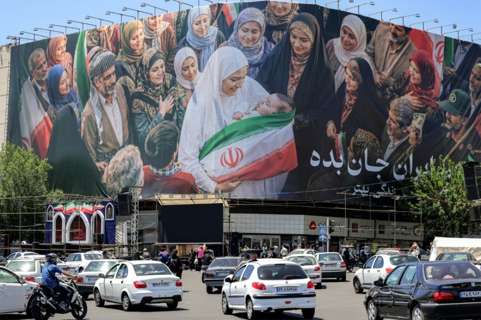 واشنطن وطهران تتبادلان الاتهامات بانتهاك الهدنة إثر هجمات متبادلة واشنطن وطهران تتبادلان الاتهامات بانتهاك الهدنة إثر هجمات متبادلة
