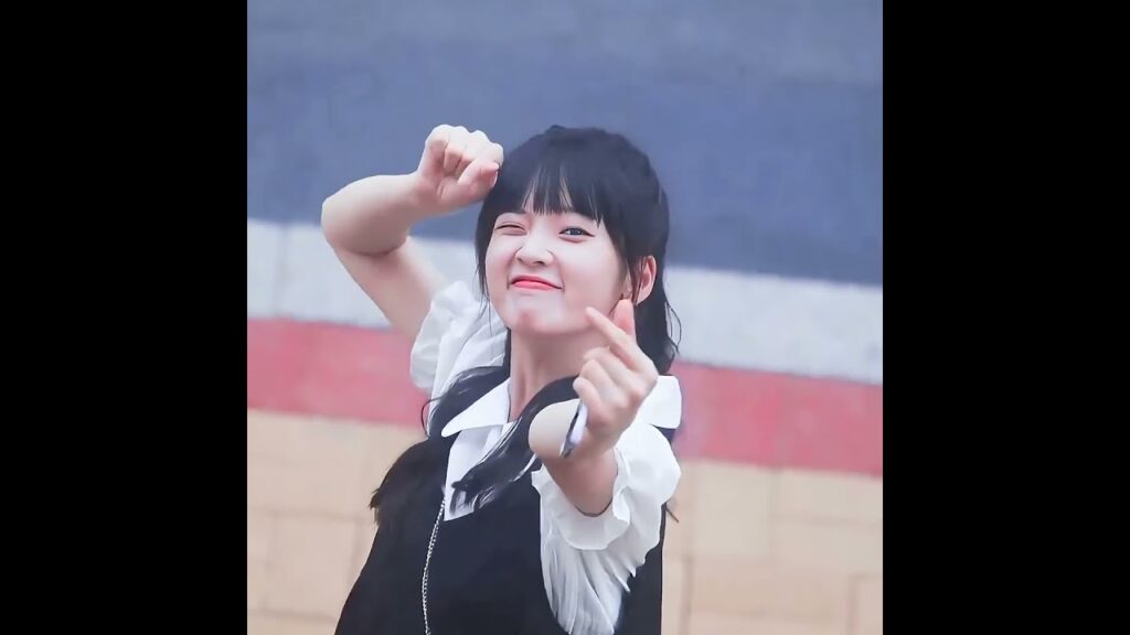 🤣🤣💕💕#biantianyang #jiangzhinan #cdrama #shorts #wheniflytowardsyou #romance #zhouyiran #zhangmiaoyi