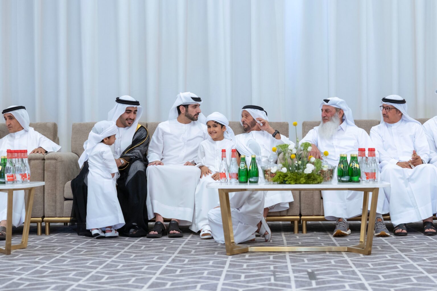 حمدان بن محمد يحضر أفراح بن خرباش والشعفار حمدان بن محمد يحضر أفراح بن خرباش والشعفار