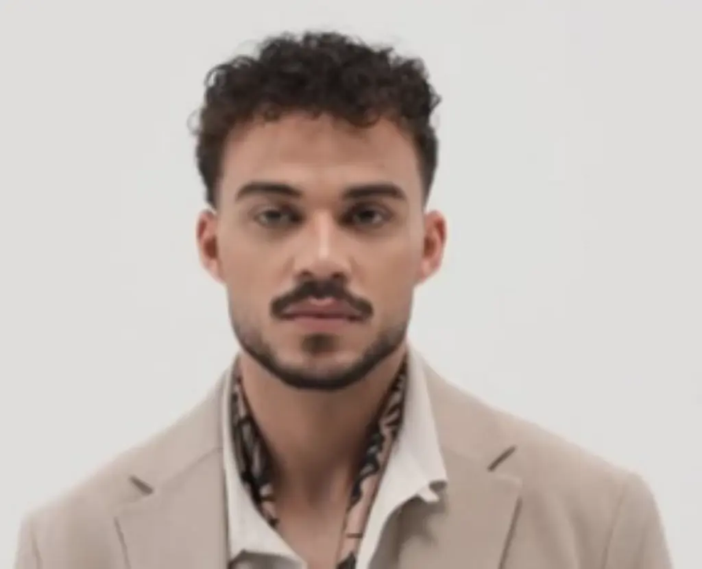 حسام السيلاوى يعلن اعتزال الغناء نهائيا: «آخر أيامى على الشاشة» السيلاوي