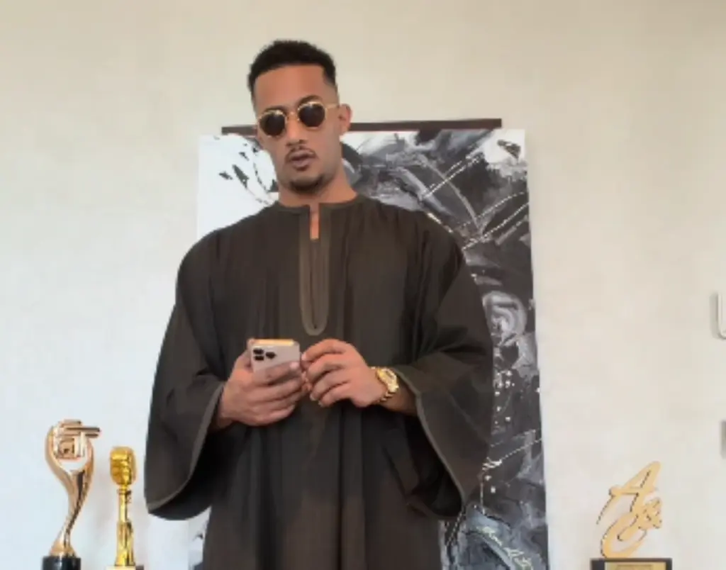 بعد واقعة صعايدة السينما.. محمد رمضان يعلن «تحدى المليون جلابية» (فيديو) محمد رمضان