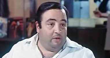 ذكرى رحيل يونس شلبي.. قرر الاحتفال بزفافه بشكل بسيط فحضره أكبر النجوم ذكرى رحيل يونس شلبي.. قرر الاحتفال بزفافه بشكل بسيط فحضره أكبر النجوم