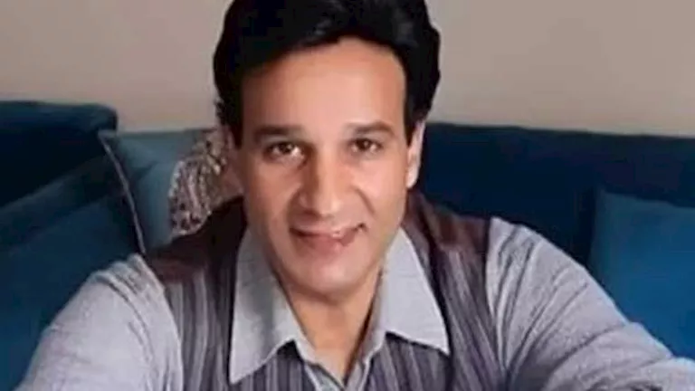 عمرو الليثي يعيد نشر فيديو قديم لـ حسن فؤاد يتلو القرآن والجمهور يعلق