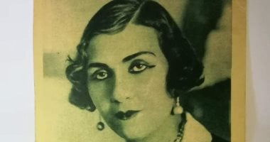 منيرة المهدية.. هل ظلمتها شهرة أم كلثوم؟