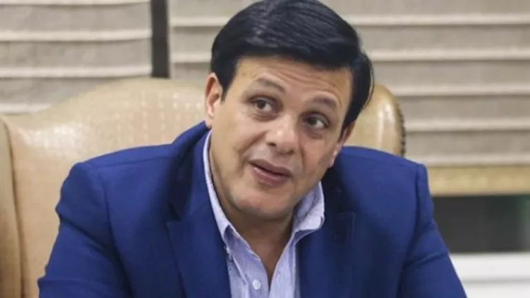 محمد حمودة يكشف كواليس الدفاع عن مبارك لأول مرة و”ثروة جمال” محمد حمودة يكشف كواليس الدفاع عن مبارك لأول مرة و"ثروة جمال"