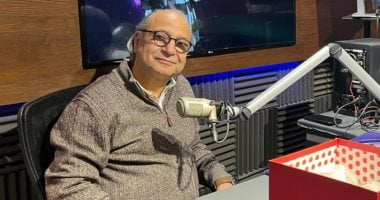 لماذا عاد أحمد كمال لمصر بعدما هاجر لأمريكا.. الفنان يرد لماذا عاد أحمد كمال لمصر بعدما هاجر لأمريكا.. الفنان يرد