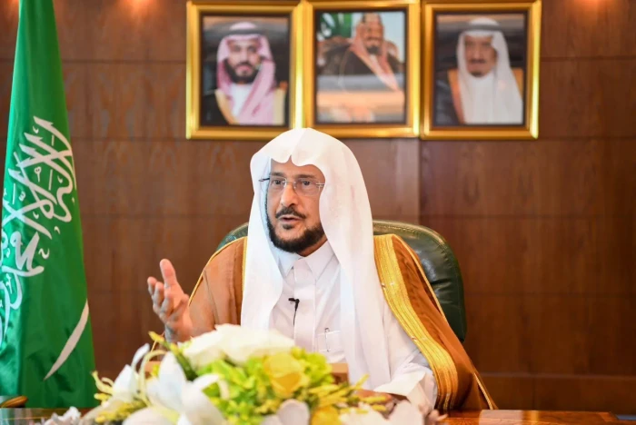 صحيفة المرصد – أعذر من أنذر.. وزير الشؤون الإسلامية يحذر من يثق بحزب إخواني .. ويعلق: “سيلعق الدم بيديه بدل العسل” صحيفة المرصد - أعذر من أنذر.. وزير الشؤون الإسلامية يحذر من يثق بحزب إخواني .. ويعلق: “سيلعق الدم بيديه بدل العسل”