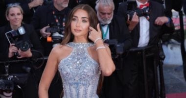 هنا الزاهد تخطف الأنظار بإطلالة زرقاء أنيقة فى مهرجان كان السينمائي هنا الزاهد تخطف الأنظار بإطلالة زرقاء أنيقة فى مهرجان كان السينمائي
