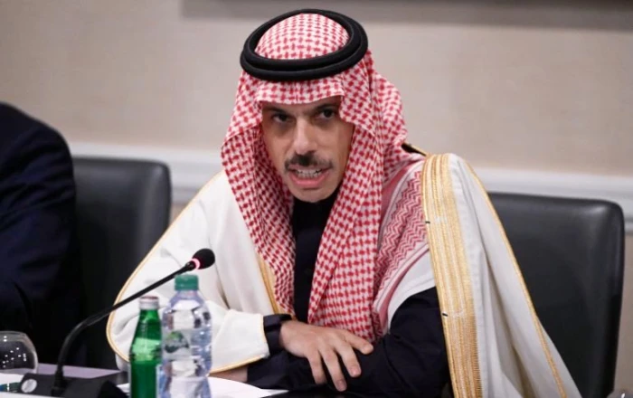 صحيفة المرصد – وزير الخارجية فيصل بن فرحان : نأمل أن تغتنم إيران الفرصة لتجنب التداعيات الخطيرة للتصعيد وتتجاوب عاجلاً مع الجهود المبذولة صحيفة المرصد - وزير الخارجية فيصل بن فرحان : نأمل أن تغتنم إيران الفرصة لتجنب التداعيات الخطيرة للتصعيد وتتجاوب عاجلاً مع الجهود المبذولة