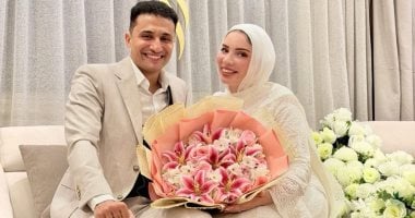 الفنان مصطفى عماد يحتفل بخطوبته الفنان مصطفى عماد يحتفل بخطوبته