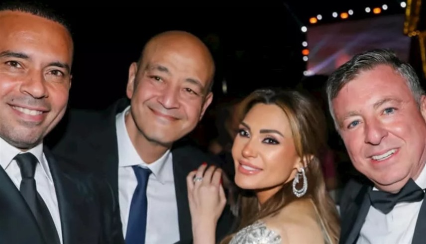عمرو أديب وعروسه دينا طلعت