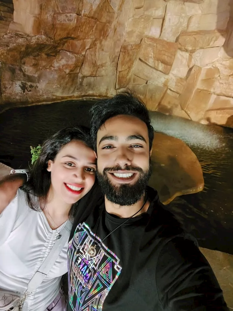 الفنان الراحل محمد حسين