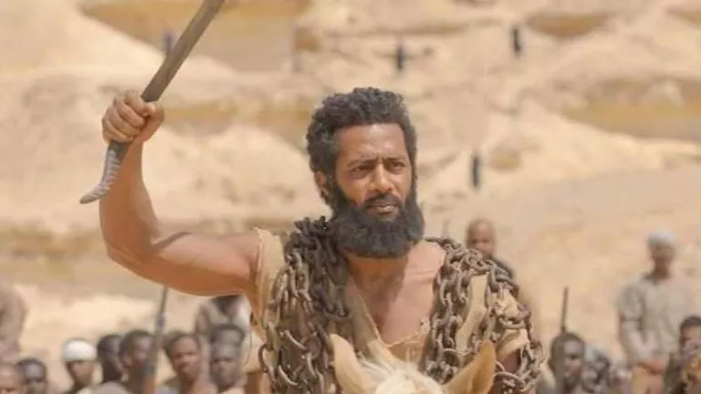 اتهامات الأفروسنتريك ومنع الجلباب الصعيدي.. أزمات طاردت فيلم أسد اتهامات الأفروسنتريك ومنع الجلباب الصعيدي.. أزمات طاردت فيلم أسد