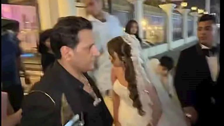 كروان مشاكل يحتفل بزفافه على حفيدة شعبان عبدالرحيم كروان مشاكل يحتفل بزفافه على حفيدة شعبان عبدالرحيم