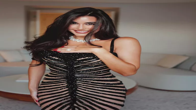 جمعت بين الفخامة والجرأة.. أجرأ إطلالات النجمات العرب في مهرجان كان جمعت بين الفخامة والجرأة.. أجرأ إطلالات النجمات العرب في مهرجان كان