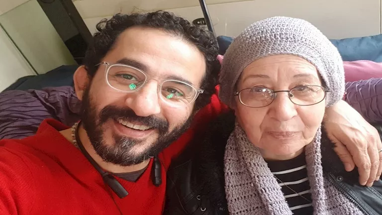 بعد صراع مع المرض.. تفاصيل جنازة والدة الفنان أحمد حلمي ببنها بعد صراع مع المرض.. تفاصيل جنازة والدة الفنان أحمد حلمي ببنها