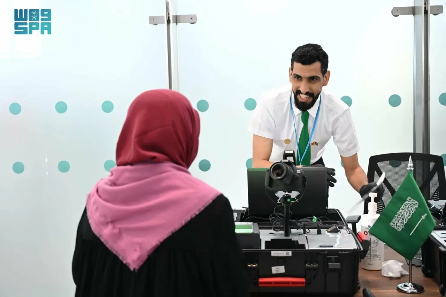 كوادر سعودية في إسطنبول.. منظومة متكاملة تُيسّر رحلة الحجاج عبر «طريق مكة» - أخبار السعودية