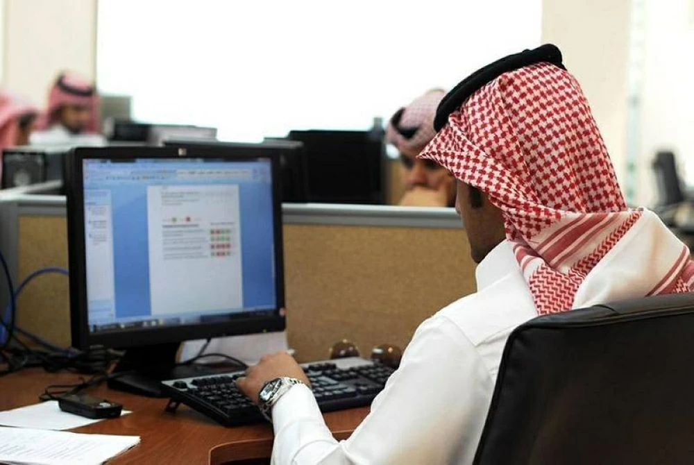 «قوى»: مهلة 60 يوماً قبل تصنيف الموظف «متغيباً».. و«التوثيق» شرط أساسي - أخبار السعودية