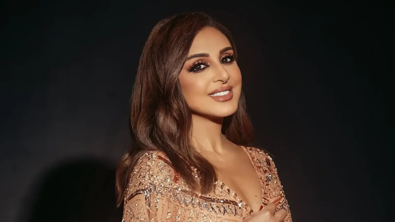 توقف مؤقت واعتذار رسمي.. «انهيار» يصيب 5 أشخاص في حفل أنغام – أخبار السعودية توقف مؤقت واعتذار رسمي.. «انهيار» يصيب 5 أشخاص في حفل أنغام - أخبار السعودية