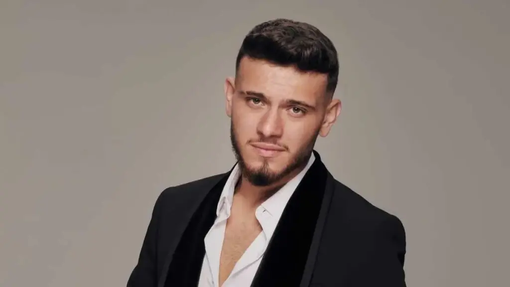 الشامي يفاجئ طفلاً سورياً بقرار إنساني.. ما القصة؟ – أخبار السعودية الشامي يفاجئ طفلاً سورياً بقرار إنساني.. ما القصة؟ - أخبار السعودية