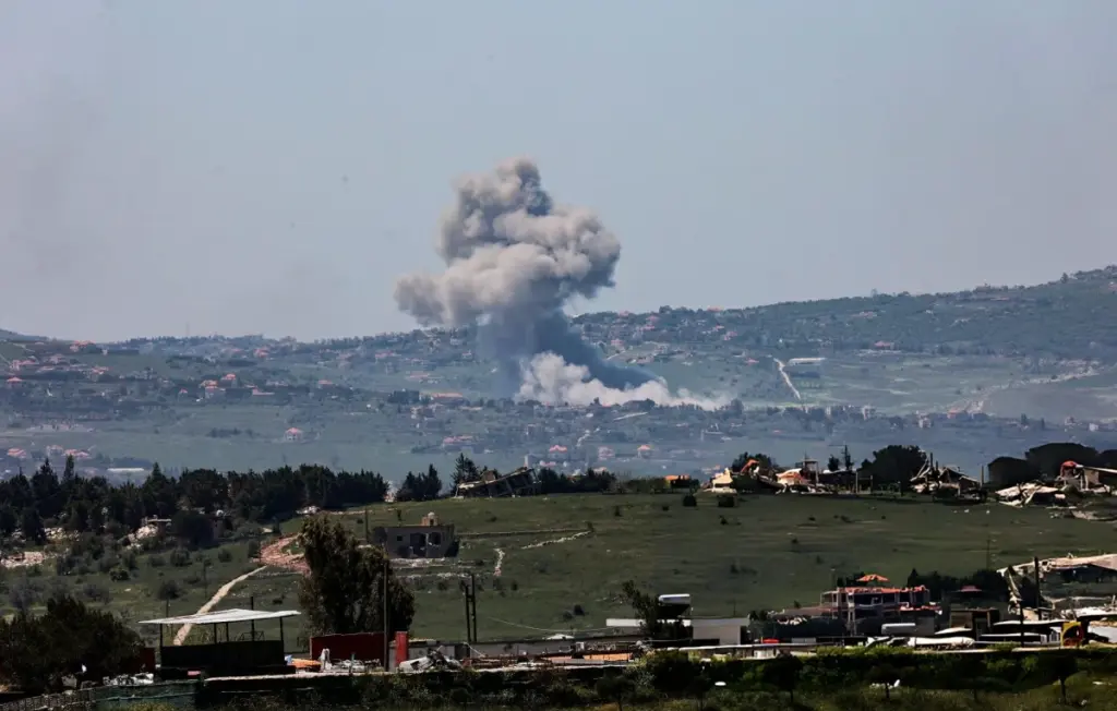 مقتل شخصين وإصابة آخر في غارة إسرائيلية جديدة على جنوب لبنان