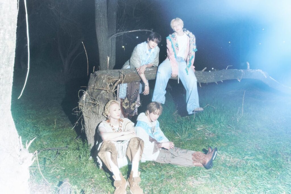 SHINee - الألبوم المصغر السادس: Atmos (الصورة المفاهيمية: Prismic Atmos Ver.)