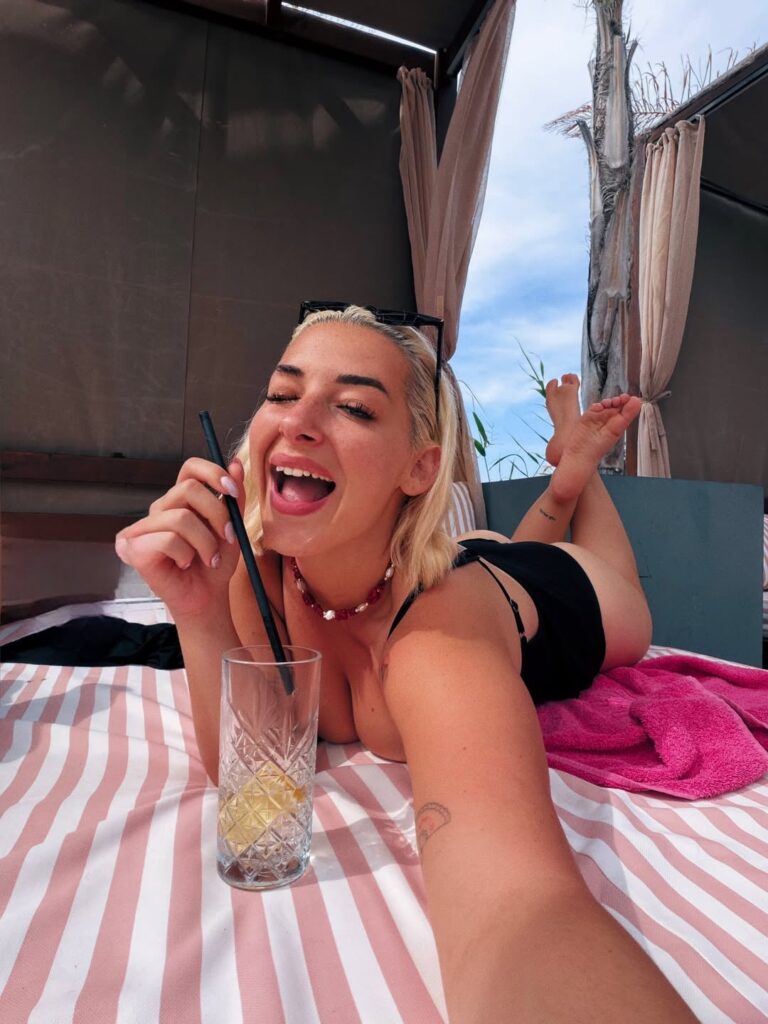 ezgi ergenç