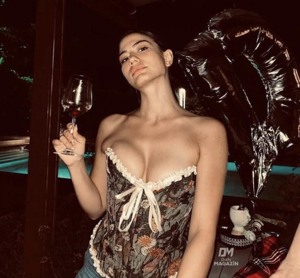 Demet Özdemir