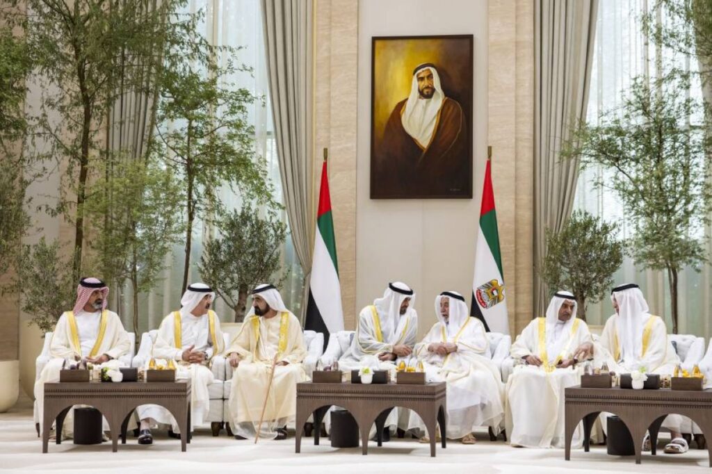 محمد بن زايد: سعدت بلقاء إخواني حكام الإمارات والمهنئين بعيد الأضحى Al Bayan