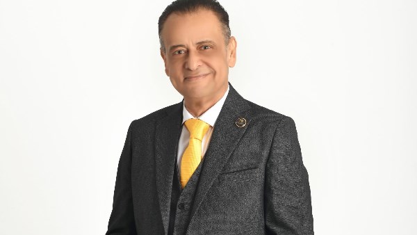 بسبب الستات والكلاب .. أشرف زكي يلغي تصريح عمل محمد غنيم بسبب الستات والكلاب .. أشرف زكي يلغي تصريح عمل محمد غنيم