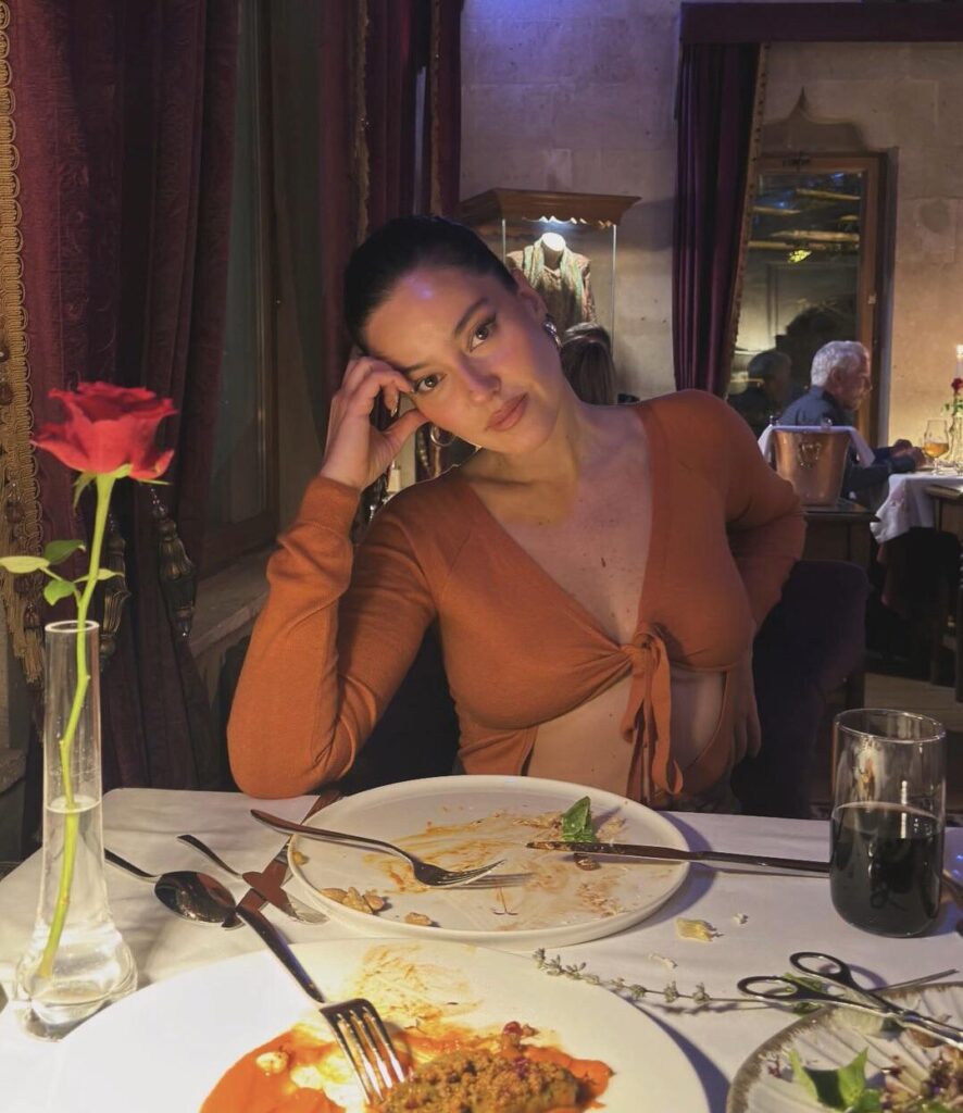 Pelin Akil