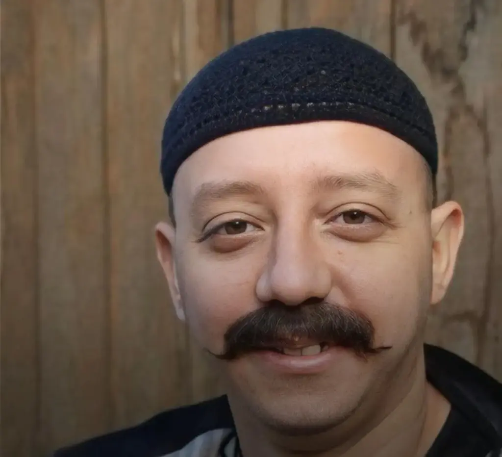 معن عبدالحق  كنت أكره بشار  ولم اوقف بسبب تأييد النظام السابق