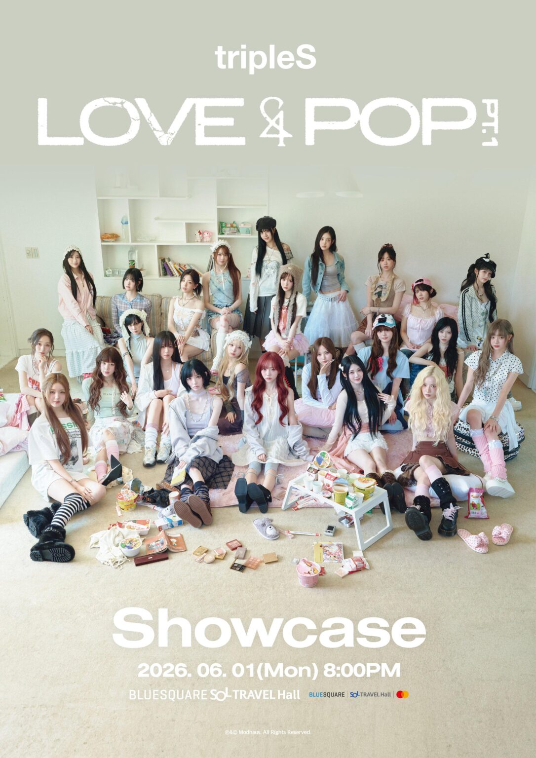 TripleS - الألبوم الثالث الكامل: ASSEMBLE26 'LOVE&POP' pt.1 (ملصق العرض)