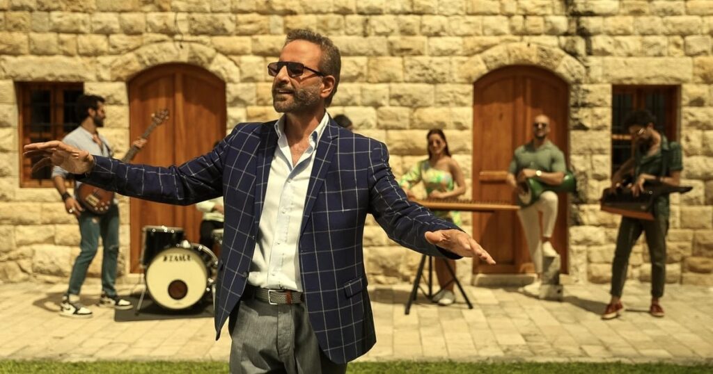 مفاجأة في حفل غسان صليبا في فرنسا مفاجأة في حفل غسان صليبا في فرنسا