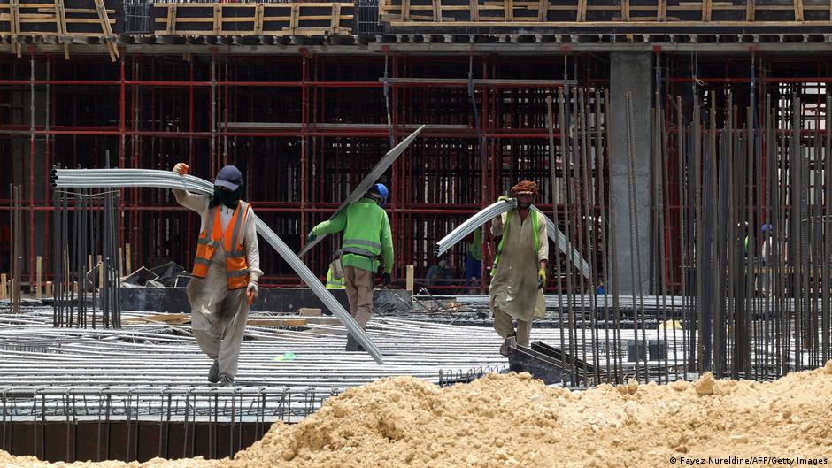خبراء أمميون:على السعودية إلغاء نظام الكفيل قبل مونديال 2034