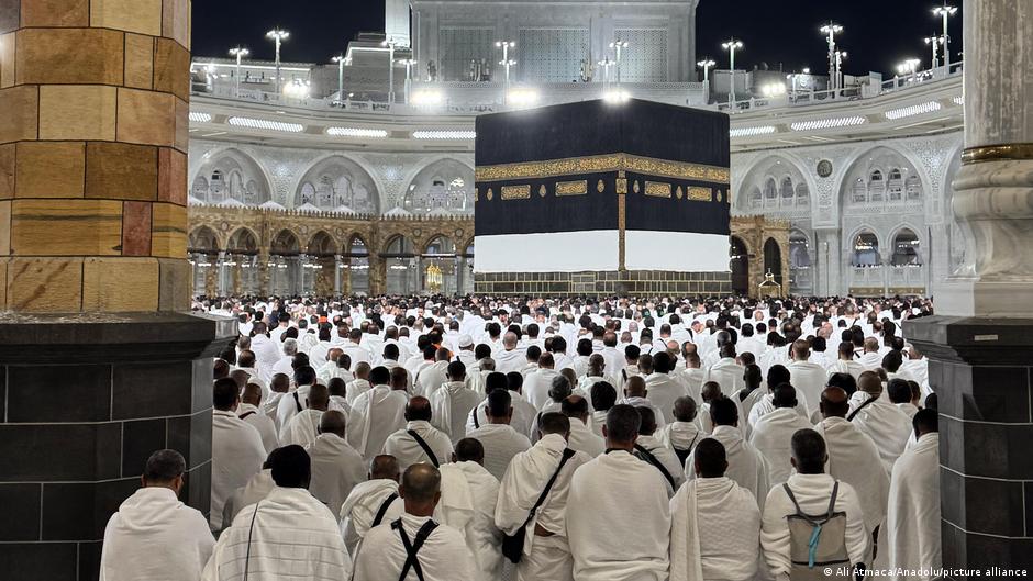 عشية بدء مناسك الحج.. درجات حرارة ملتهبة في المشاعر المقدسة