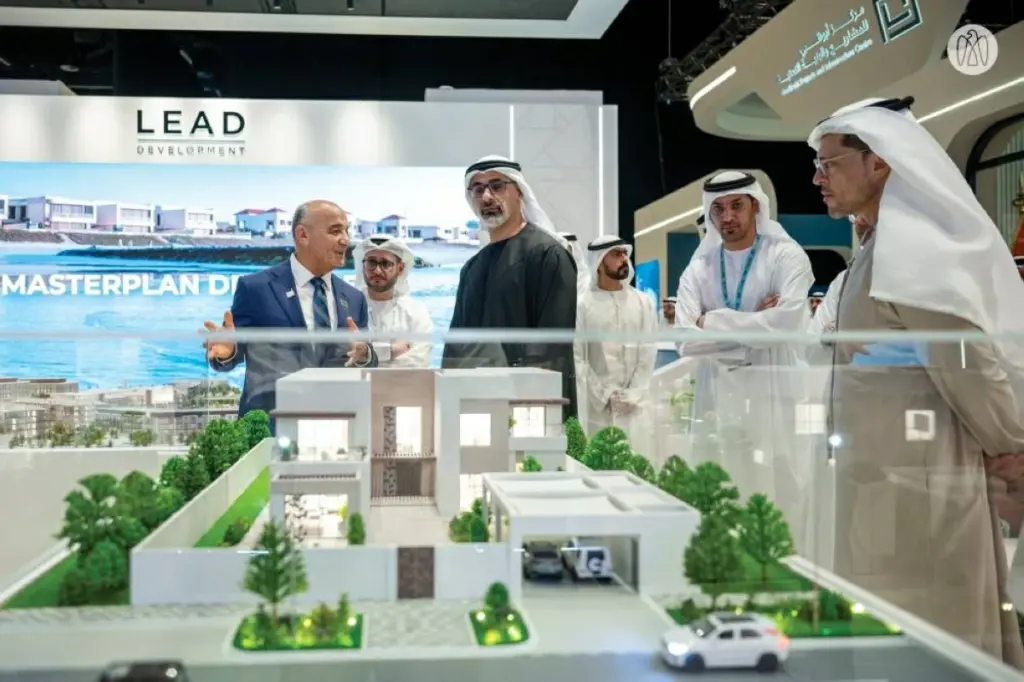 خالد بن محمد بن زايد: الاستثمار في بنية تحتية متقدمة يعزز جودة الحياة