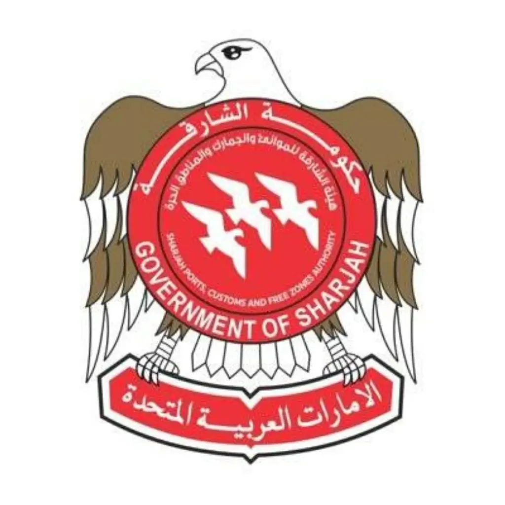«جمارك الشارقة» تطلق ممراً لوجستياً مع سلطنة عُمان