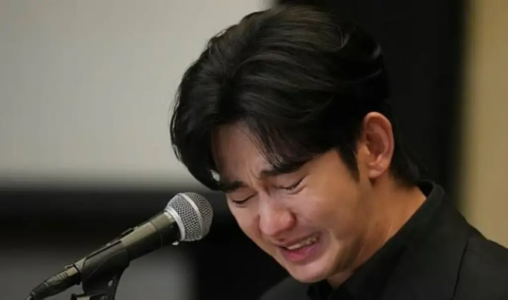 يوتيوبر كوري يزيّف أدلة لإنهاء مسيرة ممثل يوتيوبر كوري يزيّف أدلة لإنهاء مسيرة ممثل